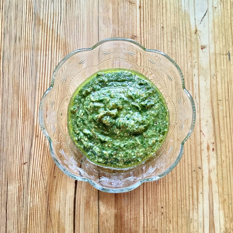 Klassisk pesto med basilika
