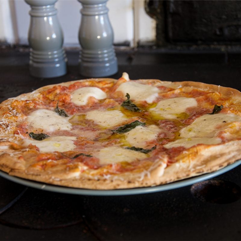 Libapizza - Recept på superenkel pizza.