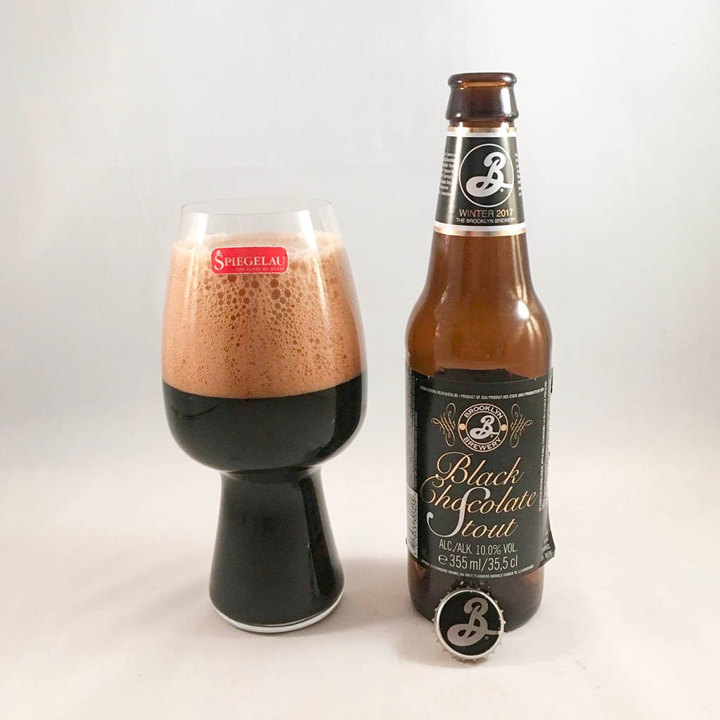 Brooklyn Black Chocolate Stout är trevlig imperial stout med smak av choklad och kaffe.
