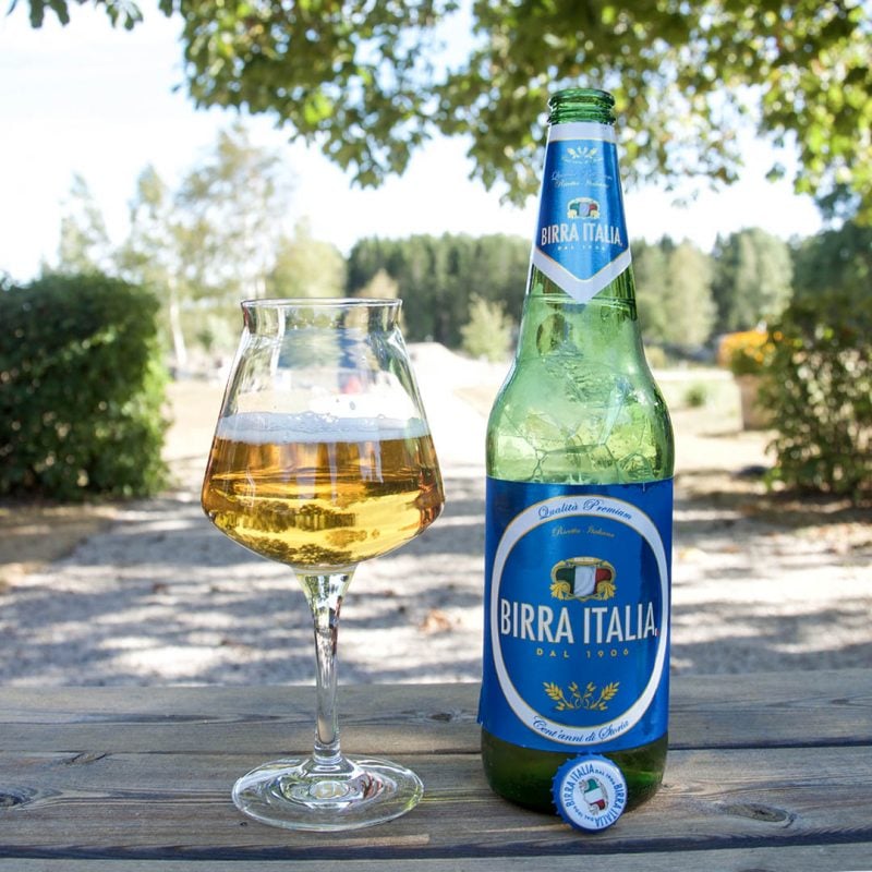 Birra Italia är välsmakande öl att dricka som sällskapsdryck eller mat.