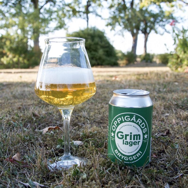 Oppigårds Grim Lager är välsmakande öl från Oppigårds Bryggeri.