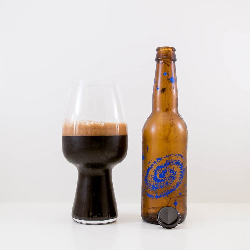 Omnipollo Gimbagagompa har komplex doft och smak av bland annat nötter, choklad och kaffe.