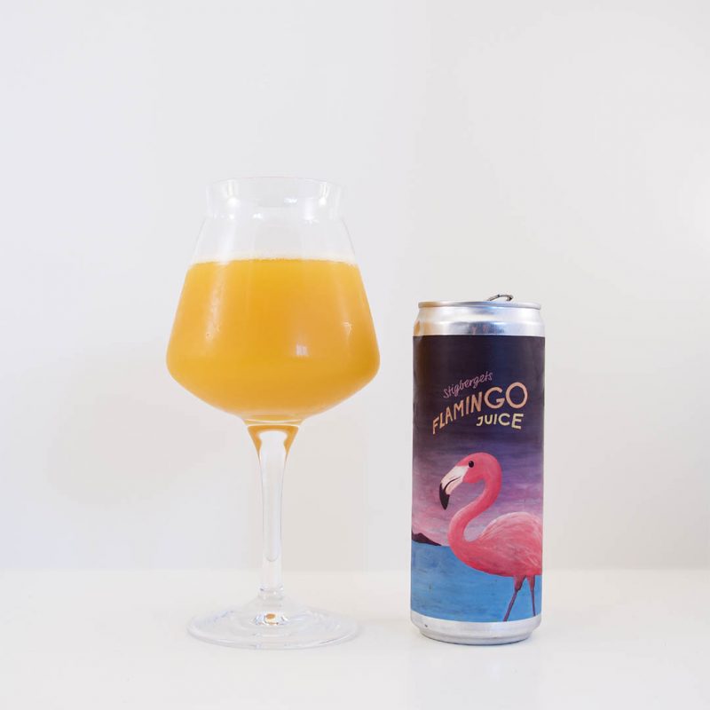 Stigbergets Flamingo Juice har tropisk pepprig smak. Ja i denna öl finns det peppar!