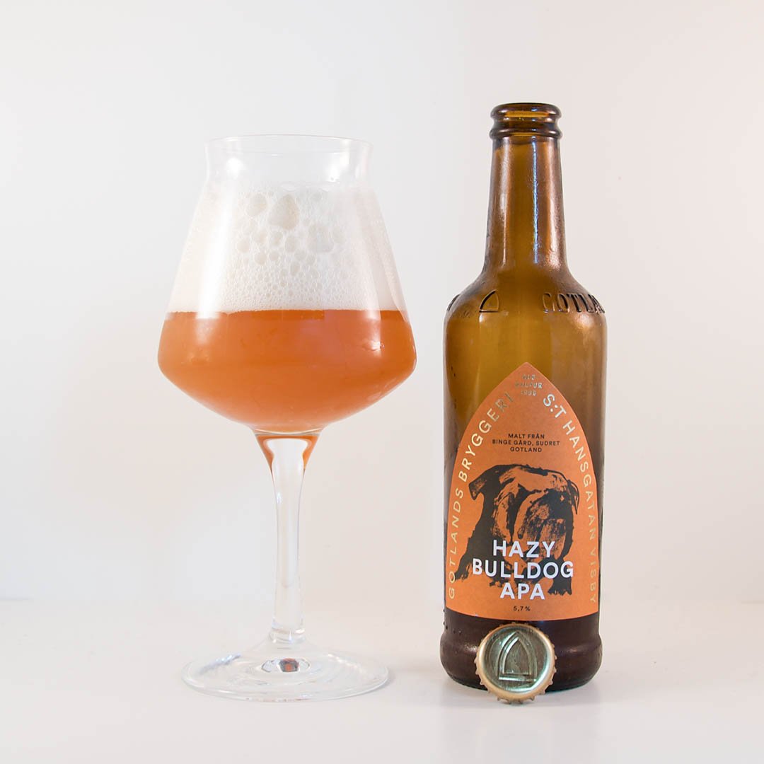 Hazy Bulldog APA från Gotlands Bryggeri är en välsmakande öl.