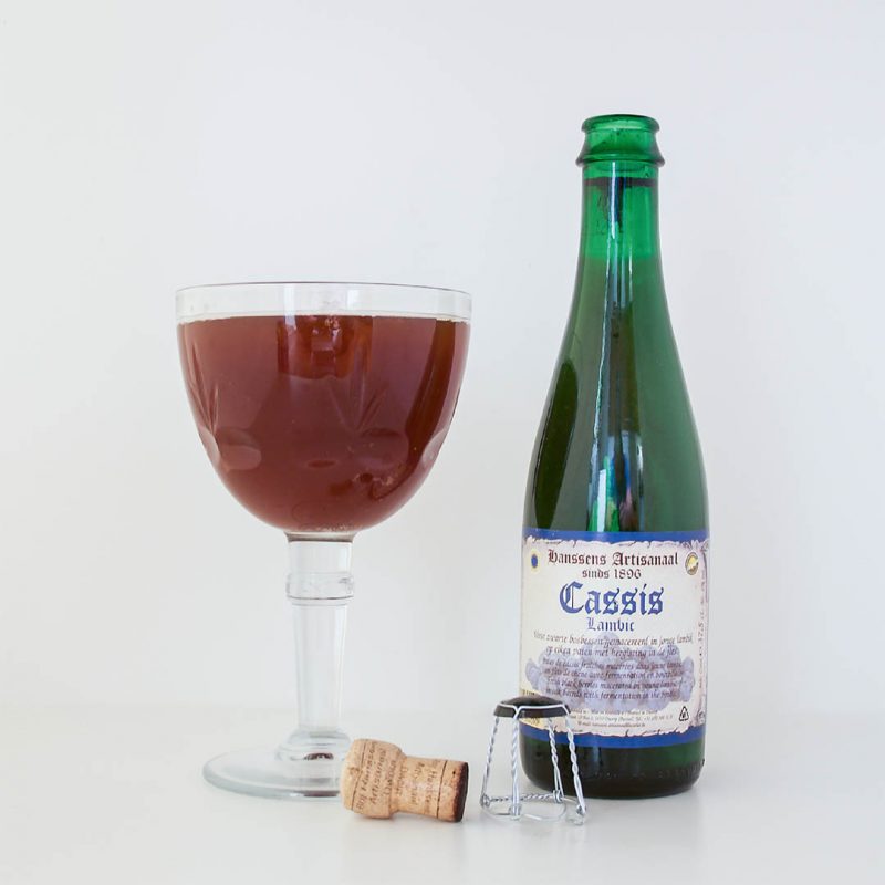 Cassis Lambic från Hanssens Artisanaal är en välsmakande syrlig öl.