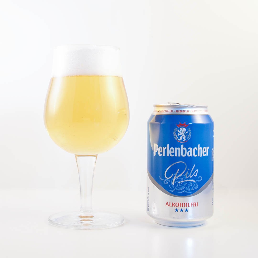 Perlenbacher Pils Alkoholfri är helt okej öl att servera främst till måltiden.