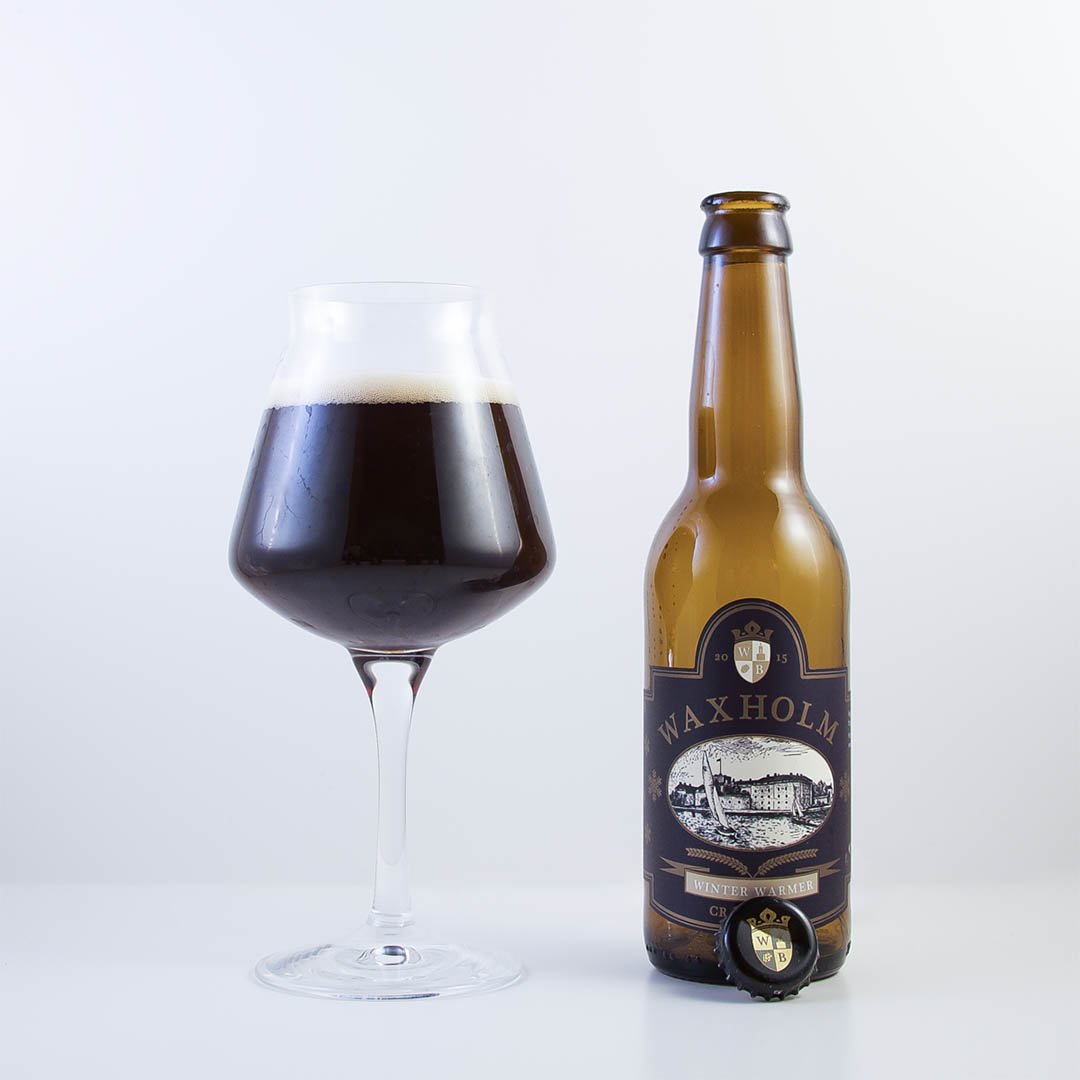 Waxholm Winter Warmer från Waxholms Bryggeri passar som sällskapsdryck eller till julmaten.