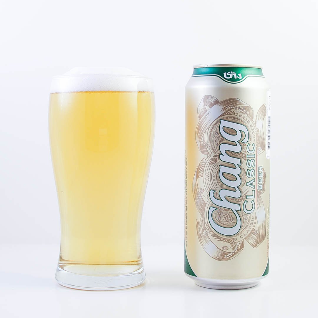Chang Classic från Cosmos Brewery är ölen jag dricker i hemlandet.