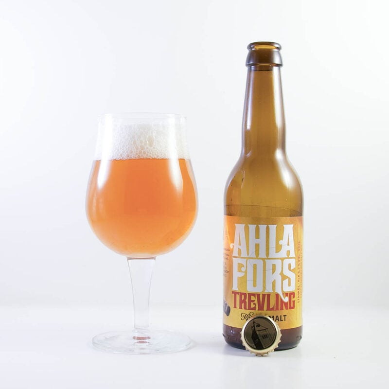 Ahlafors Trevling från Ahlafors Bryggerier är en trevlig öl. Passar att dricka som sällskapsdryck eller många olika maträtter.