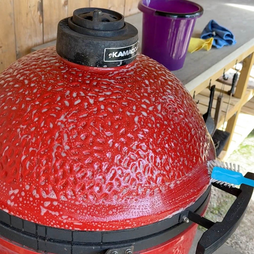 Vårstädning och underhåll av grillen - Så gör du din Kamado Joe redo inför sommarens grillstunder!